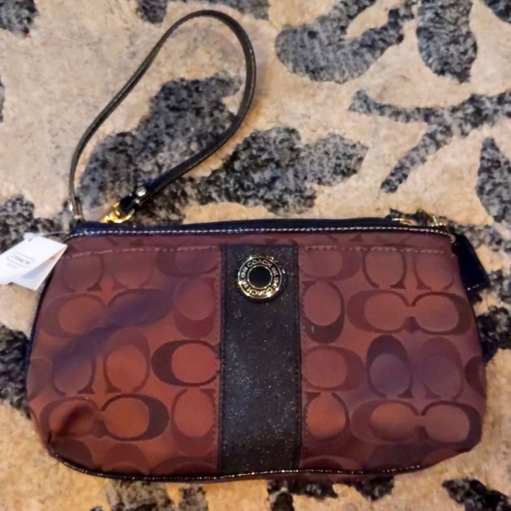 Coach wristlet NWT